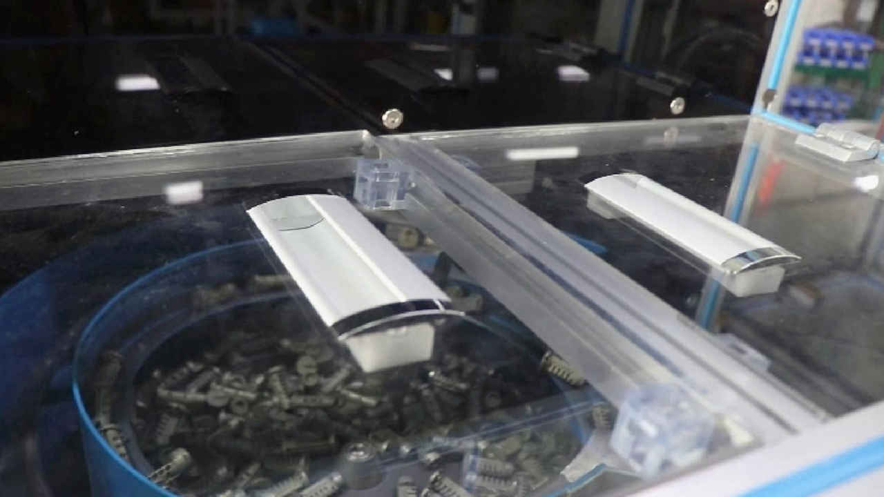 Autoamtic Assembly Machine