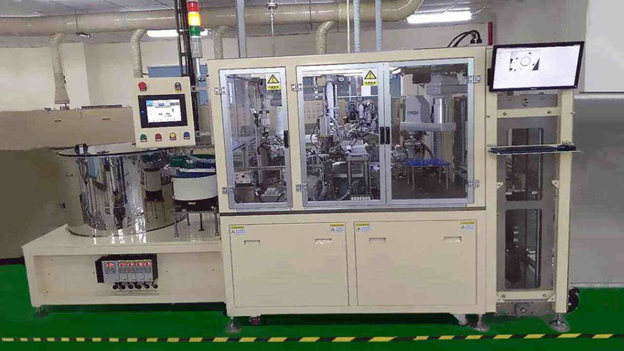 Automatic Assembly Machine
