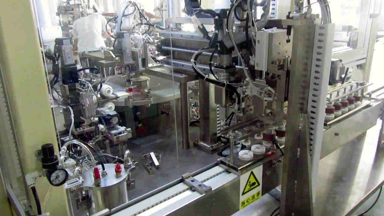Case Pressure Into the Machine 