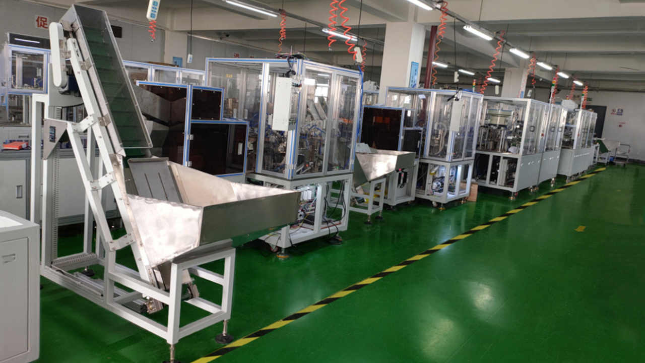 Locking kernel screening machine